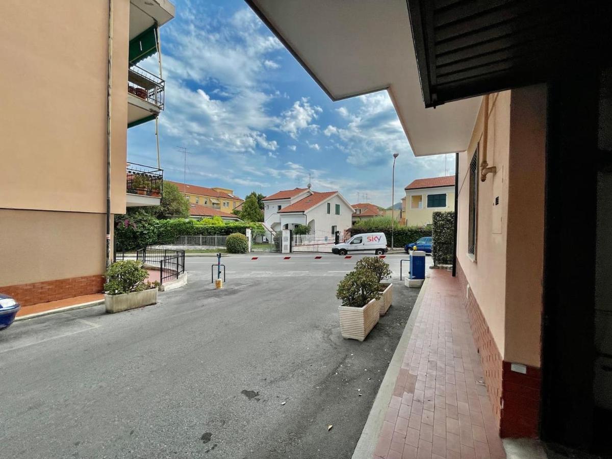 Quadrilocale Free Parking Apartment Loano Exterior photo